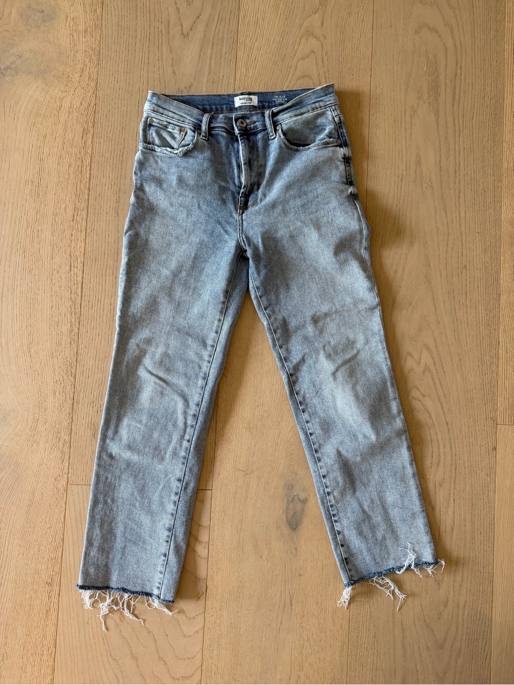 Kensie the Allie Hight Rise Slim Straight Light Wash Women’s Jeans